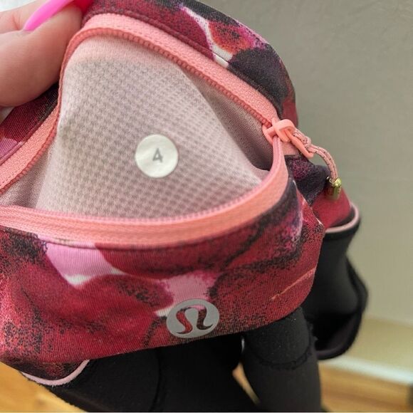 Lululemon 28” Ruched Speed Tight Legging 4 - Picture 5 of 6